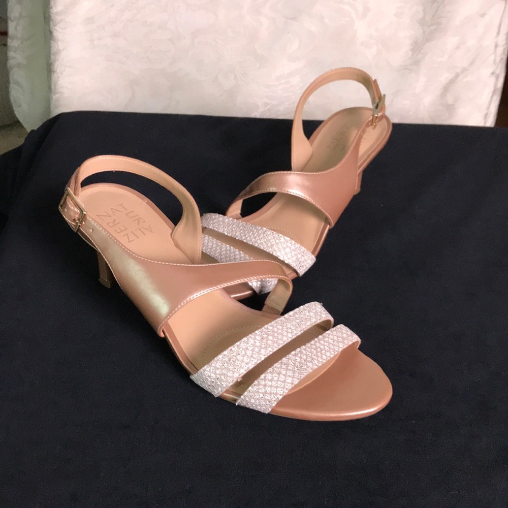 Naturizers sandals